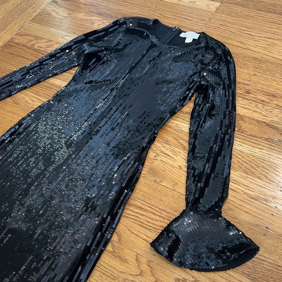 Michael Kors Sequin Bell Cuff Dress - Picture 4 of 6